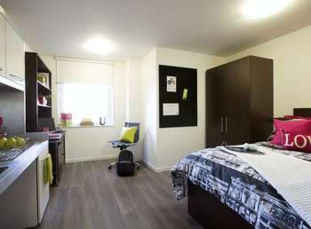  Image of 1 bedroom Flat to rent in Isledon Road London N7 at Isledon Road  London, N7 7JR