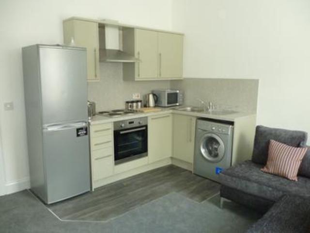  Image of 2 bedroom Flat to rent in James Street Stirling FK8 at Stirling  Stirling, FK8 1UG