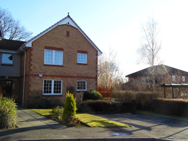 Image of 2 bedroom Flat to rent in Jedburgh Place Perth PH1 at Perth Perthshire Perthshire, PH1 1SJ