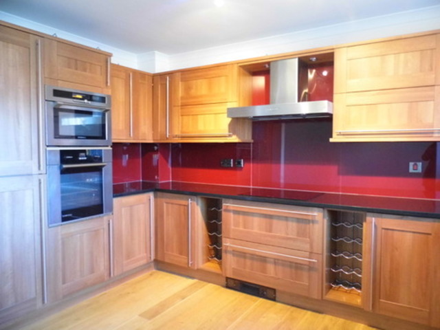  Image of 2 bedroom Flat to rent in Jedburgh Place Perth PH1 at Perth Perthshire Perthshire, PH1 1SJ