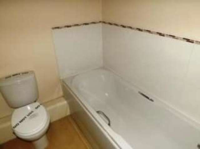  Image of 2 bedroom Flat for sale in Jenkinson Grove Armthorpe Doncaster DN3 at Armthorpe Doncaster Armthorpe, DN3 2FH