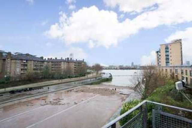  Image of 2 bedroom Flat for sale in Old Bellgate Place London E14 at Old Bellgate Place  London, E14 3SX