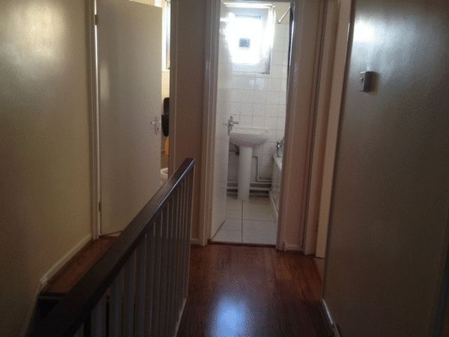  Image of 1 bedroom Flat to rent in Joseph Street London E3 at Broadhurst House Joseph Street London, E3 4HY