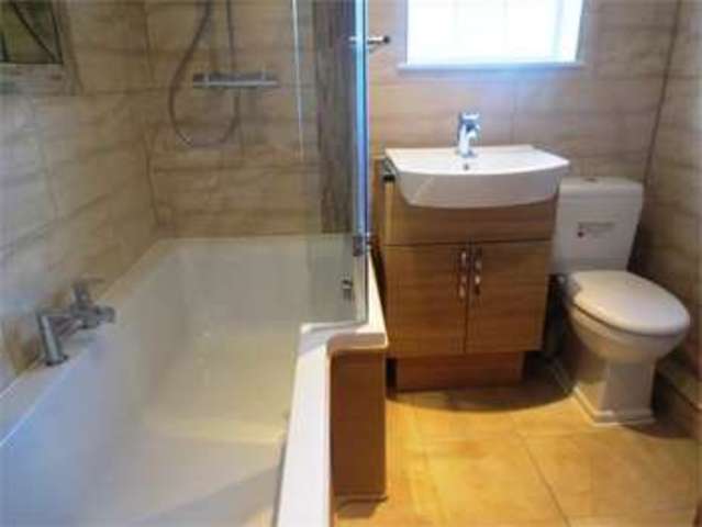  Image of 3 bedroom Cottage for sale in Marine Parade Southend-on-Sea SS1 at Jubilee cottages Southend on sea Southend-on-Sea, SS1 2EW