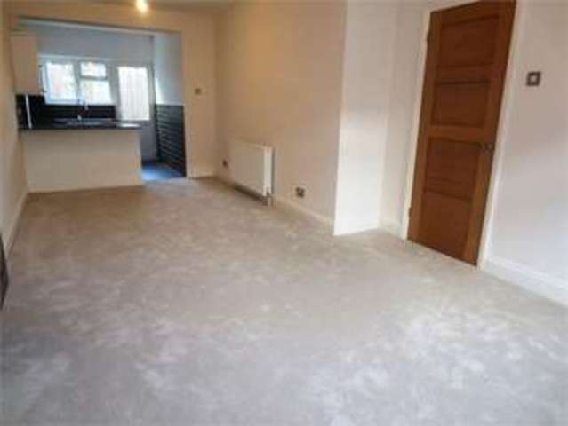  Image of 3 bedroom Terraced house for sale in Marine Parade Southend-on-Sea SS1 at Jubilee cottages Southend on sea Southend-on-Sea, SS1 2EW