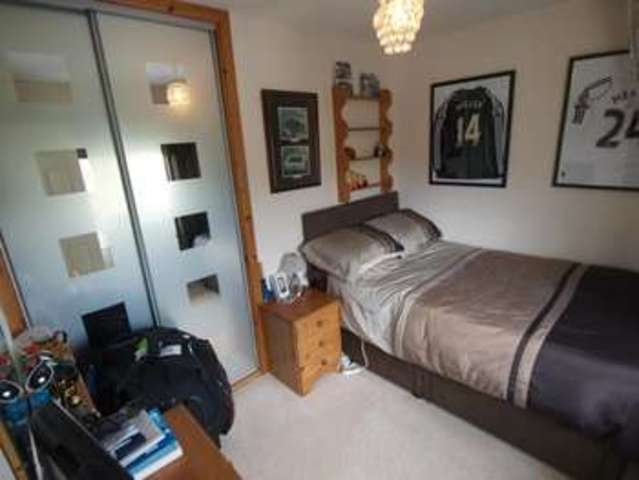  Image of 4 bedroom Detached house for sale in Jubilee Road Chapel-En-Le-Frith High Peak SK23 at Chapel-en-le-Frith  High Peak, SK23 9SU