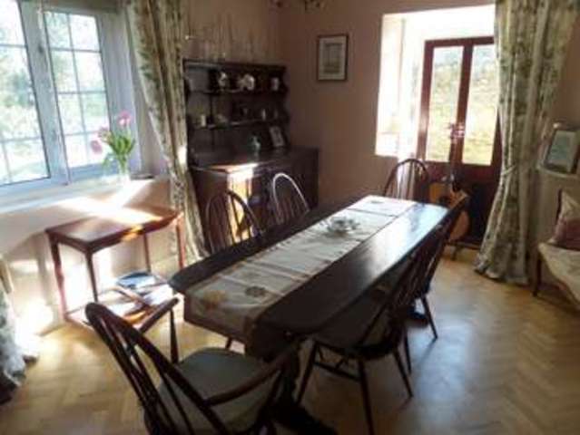  Image of 4 bedroom Detached house for sale in Gayhurst Newport Pagnell MK16 at Newport Pagnell, MK16 8LG
