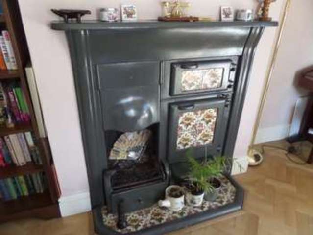  Image of 4 bedroom Detached house for sale in Gayhurst Newport Pagnell MK16 at Newport Pagnell, MK16 8LG