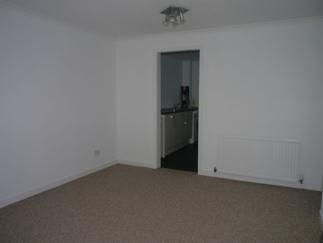  Image of 1 bedroom Flat to rent in Kelvin Road East Kilbride Glasgow G75 at East Kilbride South Lanarkshire South Lanarkshire, G75 0PF