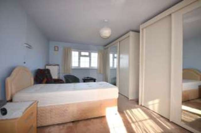  Image of 4 bedroom Detached house for sale in Kenbury Crescent Cockwood Exeter EX6 at Kenbury Crescent  Cockwood, EX6 8RQ