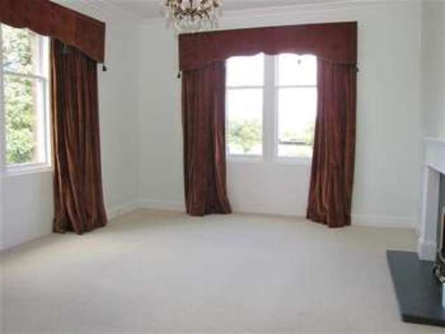  Image of 4 bedroom Apartment to rent in High Cross Avenue Melrose TD6 at Melrose, TD6 9SQ