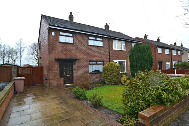  Image of 3 bedroom Semi-Detached house to rent in Kenilworth Gardens Newton-Le-Willows WA12 at Kenilworth Gardens  Newton Le Willows, WA12 8ET