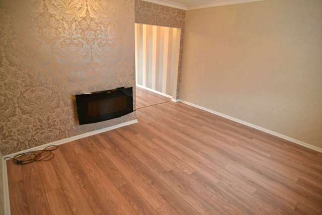  Image of 3 bedroom Semi-Detached house to rent in Kenilworth Gardens Newton-Le-Willows WA12 at Kenilworth Gardens  Newton Le Willows, WA12 8ET