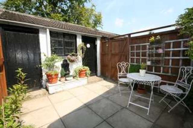  Image of 3 bedroom Terraced house for sale in Kenmuir Road Finedon Wellingborough NN9 at Kenmuir Road  Wellingborough, NN9 5LS