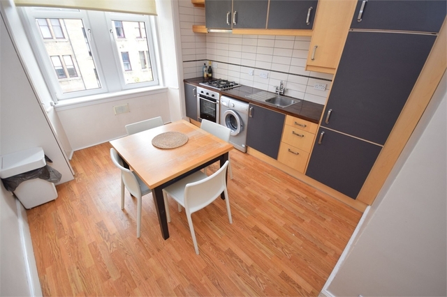  Image of 2 bedroom Flat to rent in Kennedar Drive Govan Glasgow G51 at Linthouse Glasgow Glasgow, G51 4PX