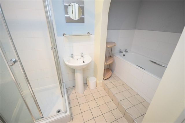  Image of 2 bedroom Flat to rent in Kennedar Drive Govan Glasgow G51 at Linthouse Glasgow Glasgow, G51 4PX