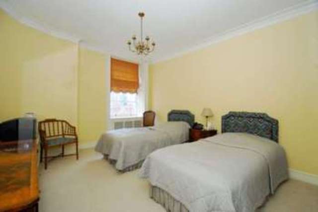  Image of 4 bedroom Apartment to rent in Kensington Gore London SW7 at Kensington Gore South Kensington London, SW7 2AN