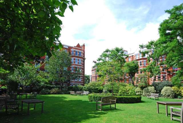  Image of 2 bedroom Apartment to rent in Trebovir Road London SW5 at Kensington Mansions Earls Court London, SW5 9TQ