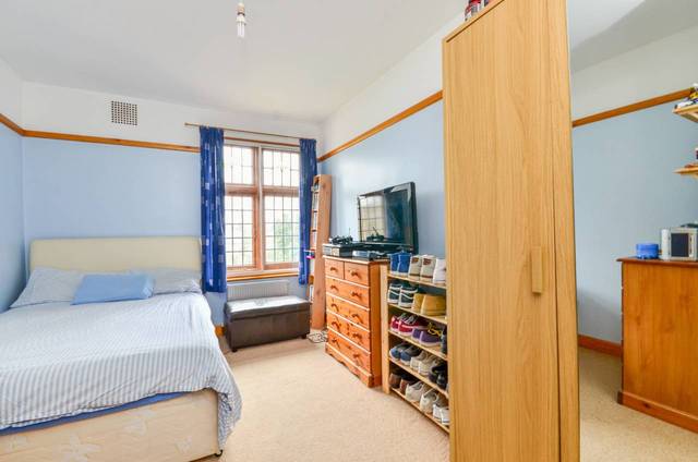  Image of 4 bedroom Detached house for sale in Kent House Road London SE26 at Kent House Road  Beckenham, SE26 5LJ