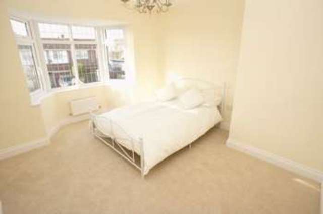  Image of 3 bedroom Semi-Detached house for sale in Kents Hill Road Benfleet SS7 at Kents Hill Road  Benfleet, SS7 5XS