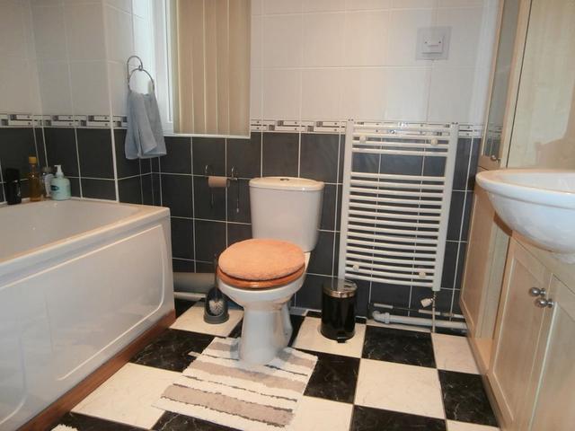  Image of 3 bedroom Semi-Detached house to rent in Kepscaith Grove Whitburn Bathgate EH47 at Whitburn West Lothian West Lothian, EH47 8JE