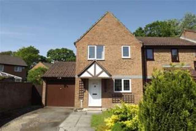  Image of 2 bedroom Detached house to rent in Kerry Close Fleet GU51 at Fleet, GU51 2UF