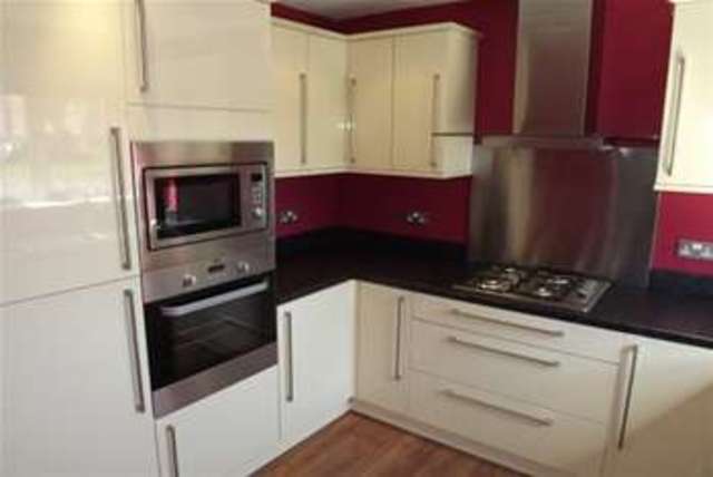  Image of 2 bedroom Detached house to rent in Kerry Close Fleet GU51 at Fleet, GU51 2UF