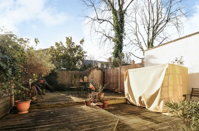  Image of 2 bedroom Flat to rent in Keslake Road London NW6 at Queens Park Queens Park, NW6 6DH