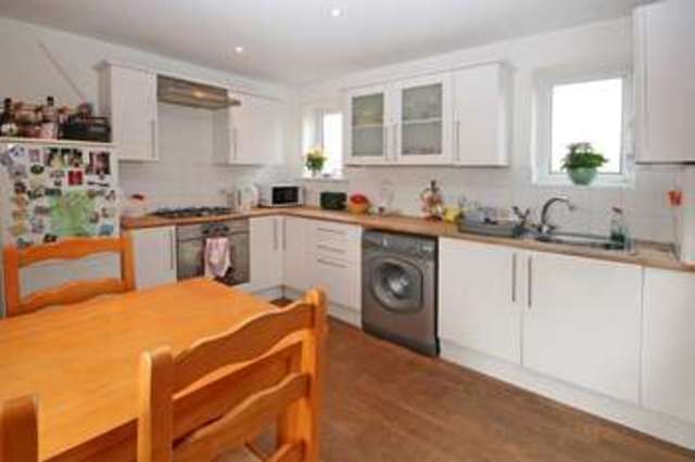  Image of 2 bedroom Flat for sale in Keswick Road Pokesdown Bournemouth BH5 at Keswick Road Boscombe Manor BOURNEMOUTH, BH5 1LP