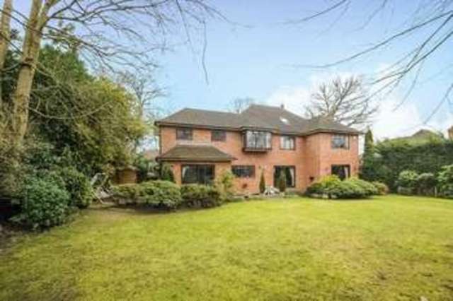  Image of 5 bedroom Detached house for sale in Kewferry Drive Northwood HA6 at Northwood, HA6 2NT