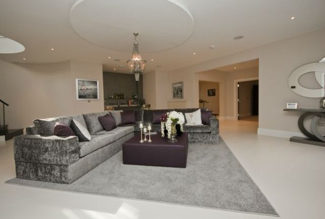  Image of 6 bedroom Detached house for sale in Kewferry Drive Northwood HA6 at Northwood, HA6 2NU