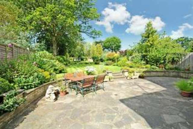  Image of 4 bedroom Detached house for sale in Kewferry Road Northwood HA6 at Northwood, HA6 2NS