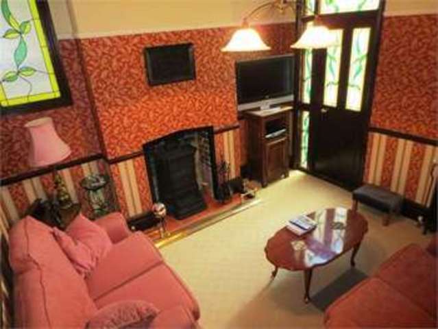  Image of 5 bedroom Semi-Detached house for sale in Kilworth Avenue Southend-on-Sea SS1 at Kilworth Avenue Southend on sea Southend-on-Sea, SS1 2DS