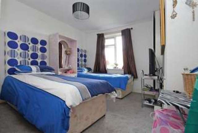  Image of 3 bedroom Property for sale in Kimberley Road Southbourne Bournemouth BH6 at Kimberley Road  Bournemouth, BH6 5EX