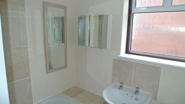  Image of 3 bedroom Detached house to rent in King Edward Road Loughborough LE11 at King Edward Road  Loughborough, LE11 1RZ
