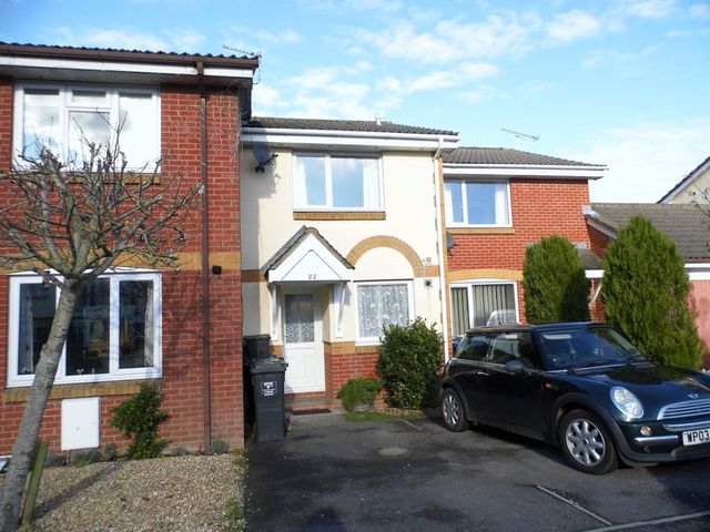  Image of 2 bedroom Terraced house to rent in Kingfisher Drive Devizes SN10 at Kingfisher Drive  Devizes, SN10 2RU