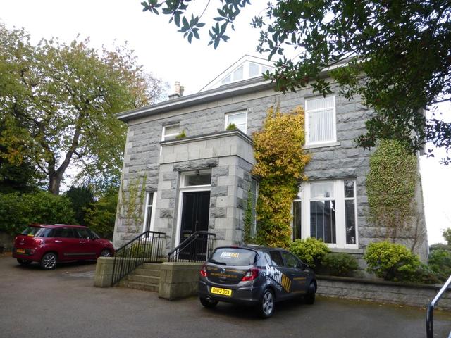  Image of 2 bedroom Flat to rent in King