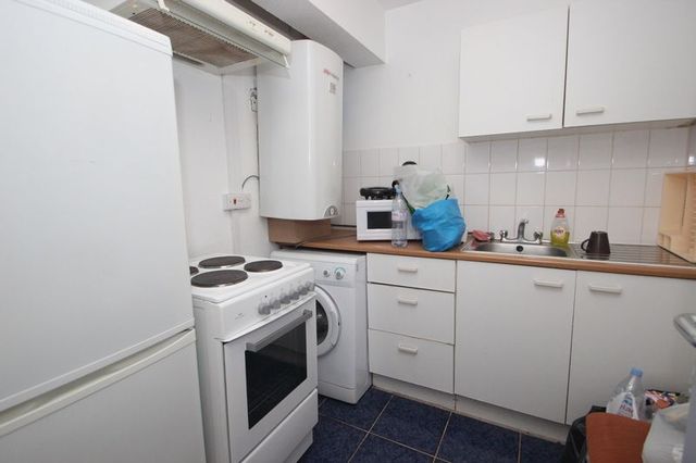  Image of Flat to rent in Kingsland Road London E2 at Kingsland Road  London, E2 8DP