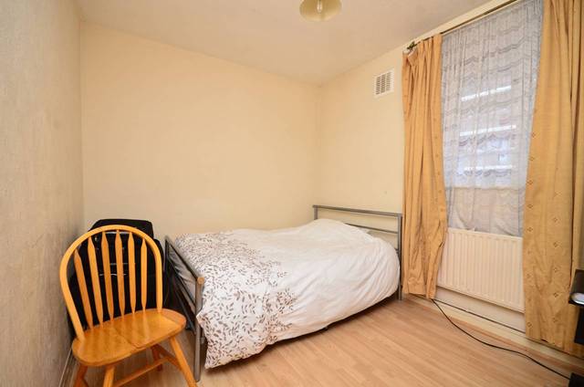  Image of 2 bedroom Flat for sale in Homerton Road London E9 at Kingsmead Estate  Homerton, E9 5QH