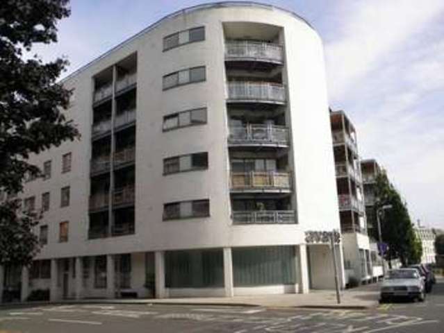  Image of 1 bedroom Flat for sale in The Bittoms Kingston upon Thames KT1 at Kingston  Kingston upon Thames, KT1 2AN