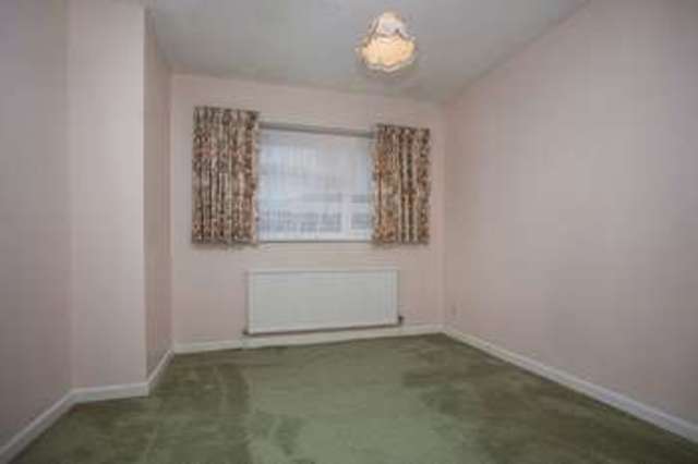  Image of 3 bedroom Detached house for sale in Kingsway Hayling Island PO11 at Kingsway  Hayling Island, PO11 0LZ