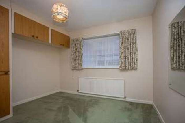  Image of 3 bedroom Detached house for sale in Kingsway Hayling Island PO11 at Kingsway  Hayling Island, PO11 0LZ
