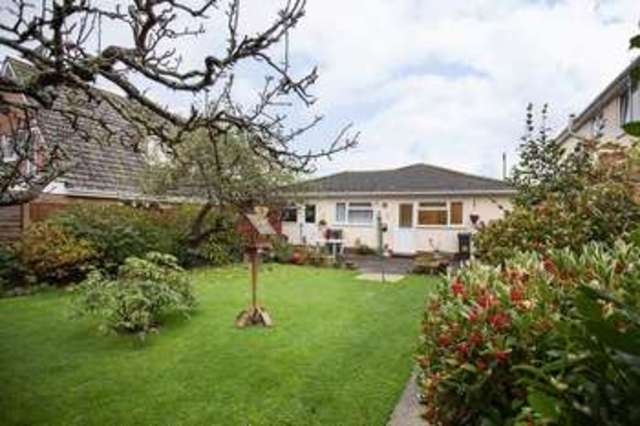  Image of 3 bedroom Detached house for sale in Kingsway Hayling Island PO11 at Kingsway  Hayling Island, PO11 0LZ