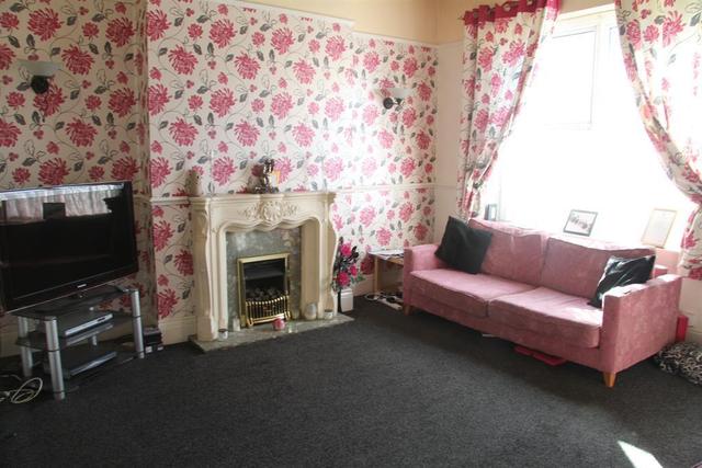  Image of 5 bedroom Terraced house for sale in Kirk Lane Yeadon Leeds LS19 at Yeadon Leeds Yeadon, LS19 7ET