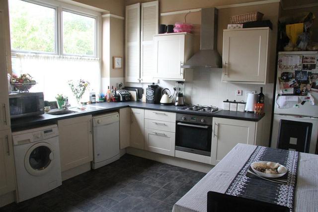  Image of 5 bedroom Terraced house for sale in Kirk Lane Yeadon Leeds LS19 at Yeadon Leeds Yeadon, LS19 7ET