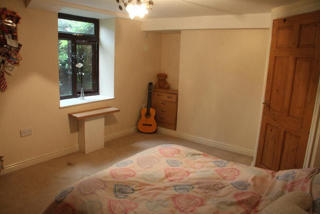  Image of 5 bedroom Terraced house for sale in Kirk Lane Yeadon Leeds LS19 at Yeadon Leeds Yeadon, LS19 7ET