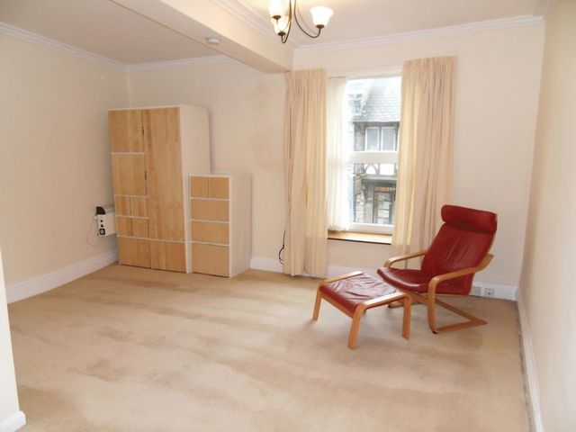  Image of 1 bedroom Flat for sale in Kirkland Kendal LA9 at Kirkland  Kendal, LA9 5AF