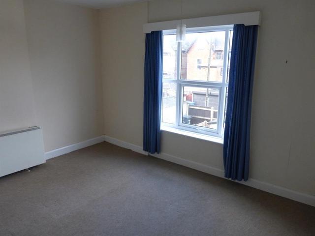  Image of 2 bedroom Flat for sale in Kirkley Cliff Road Lowestoft NR33 at Kirkley Cliff Road  Lowestoft, NR33 0DB