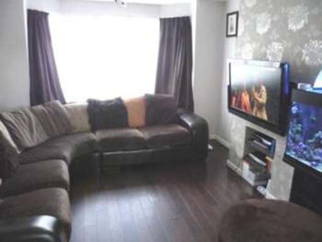  Image of 4 bedroom Terraced house to rent in Knight Avenue Coventry CV1 at Stoke Coventry Coventry, CV1 2AY