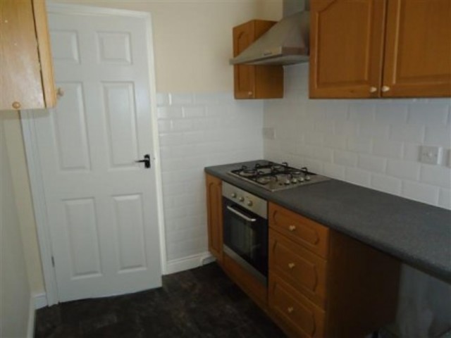  Image of 3 bedroom Terraced house to rent in Knoclaid Road Old Swan Liverpool L13 at clubmoor  Liverpool, L13 8DB